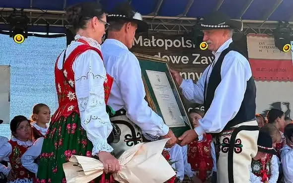 Nagrody Starosty Tatrzańskiego dla Małego Zbójnicka i Danuty Madei