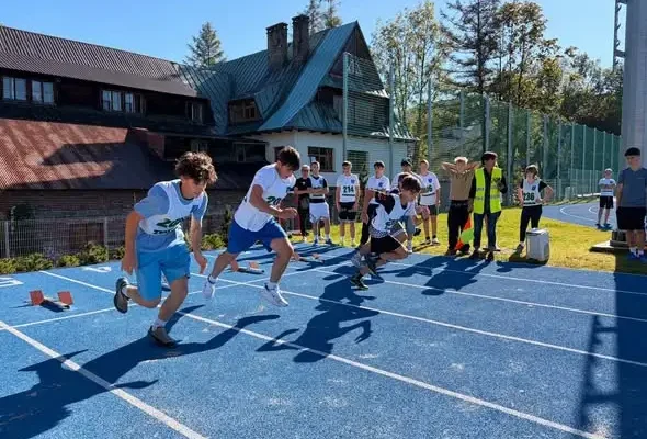 Zawody lekkoatletyczne na Stadionie Miejskim Orkana w Zakopanem