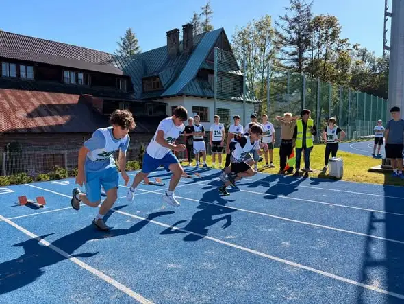 Zawody lekkoatletyczne na Stadionie Miejskim Orkana w Zakopanem